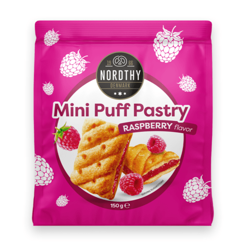 Nordthy Mini Puff Pastry Raspberry pose